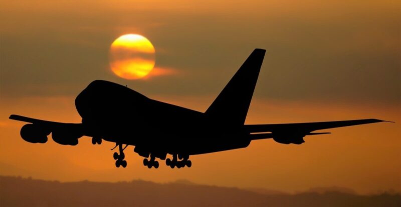 DUSK AIRLINER e1760413253474