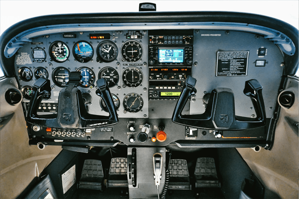 The Ultimate Guide to the Cessna 172: Specs, History, Safety, and Flying Tips.