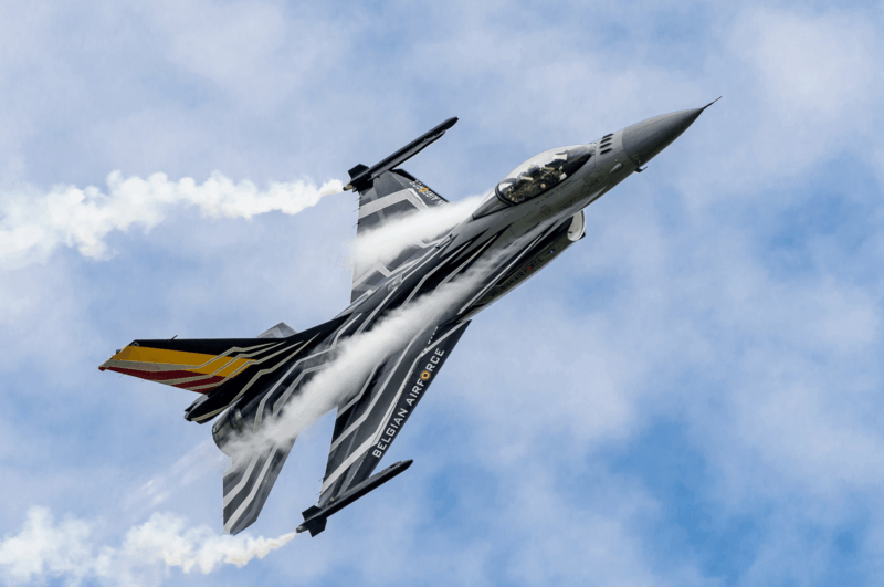 DCS WORLD Advanced 1 v 1 Basic Fighter Maneuvers (BFM) Knowledge make You a Superior Pilot.