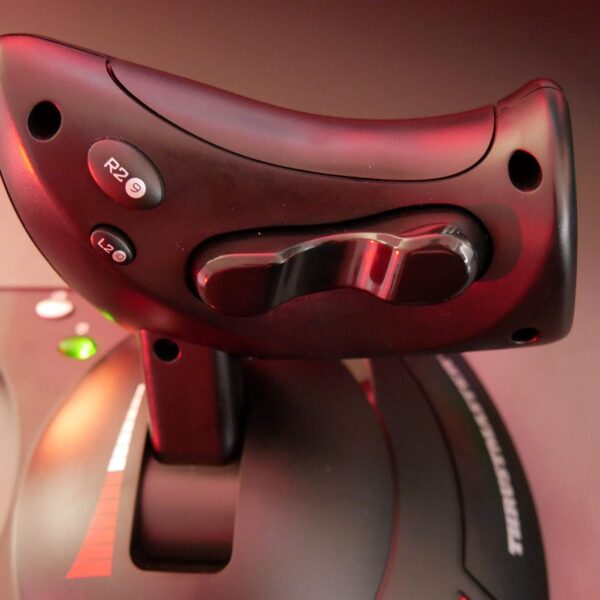 Thrust Master T.Flight Hotas X