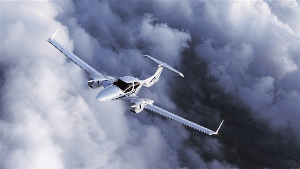 X Plane 12 Multi engine Complex Aircraft Diamond DA 62