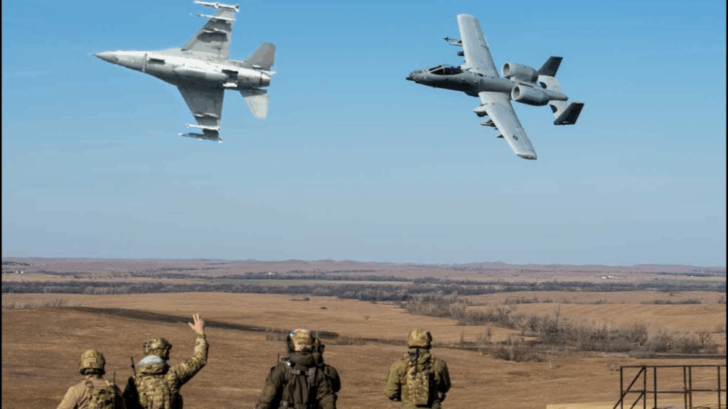 F 16 Viper and A 10 Warthog